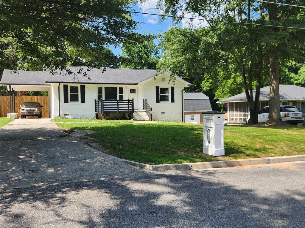 1064 Helen St., Forest Park, GA 30297