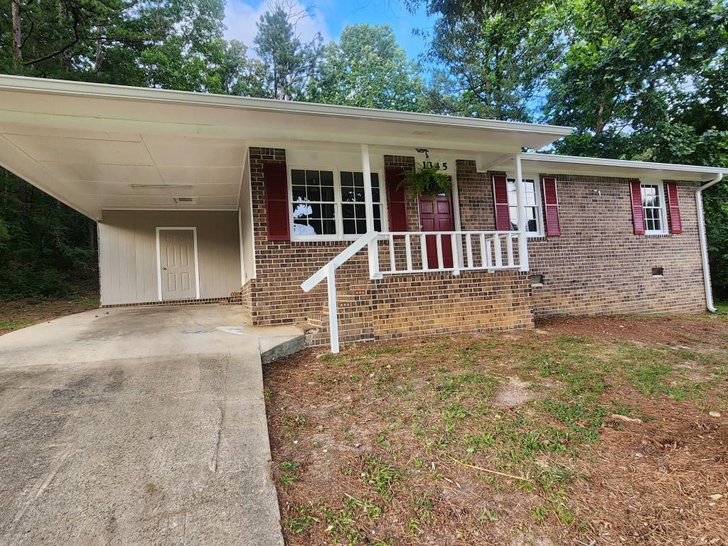 1345 Lees Chapel Rd., Cedartown, GA 30125