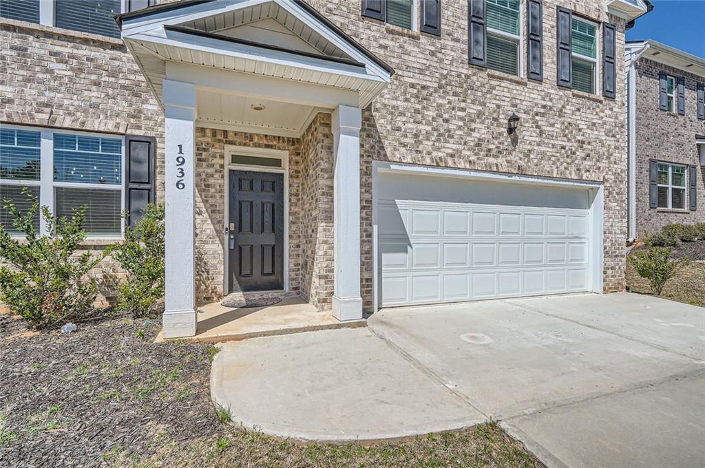 1936 Waycross Ln., Dacula, GA 30019