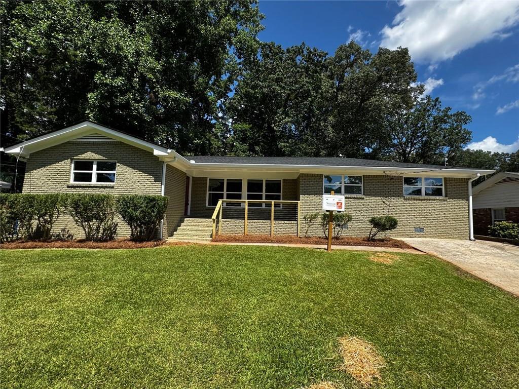 636 Brennan Ln., Atlanta, GA 30310