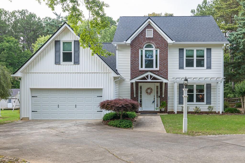 2101 Emerald Dr., Loganville, GA 30052