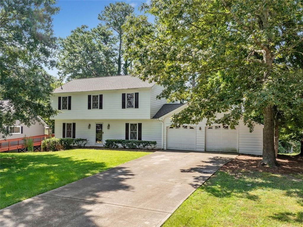 2372 Smokehouse Path, Lawrenceville, GA 30044