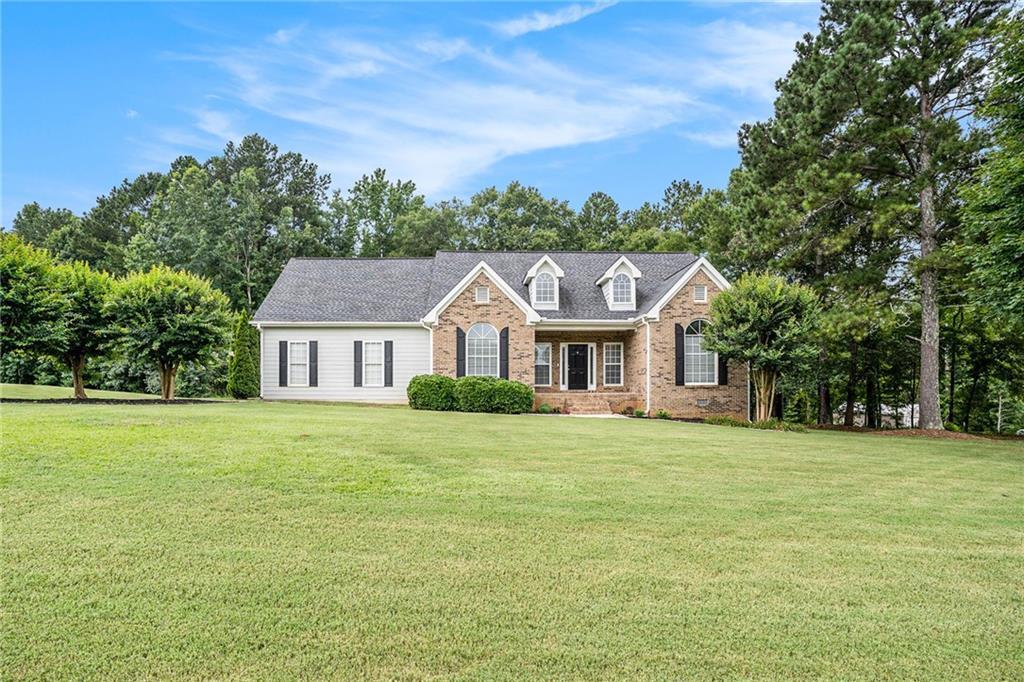2017 Pheasant Run Dr., Mcdonough, GA 30252