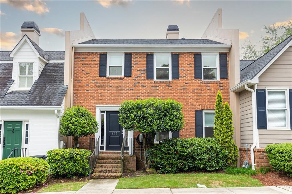 911 Lenox Hill Ct., Atlanta, GA 30324