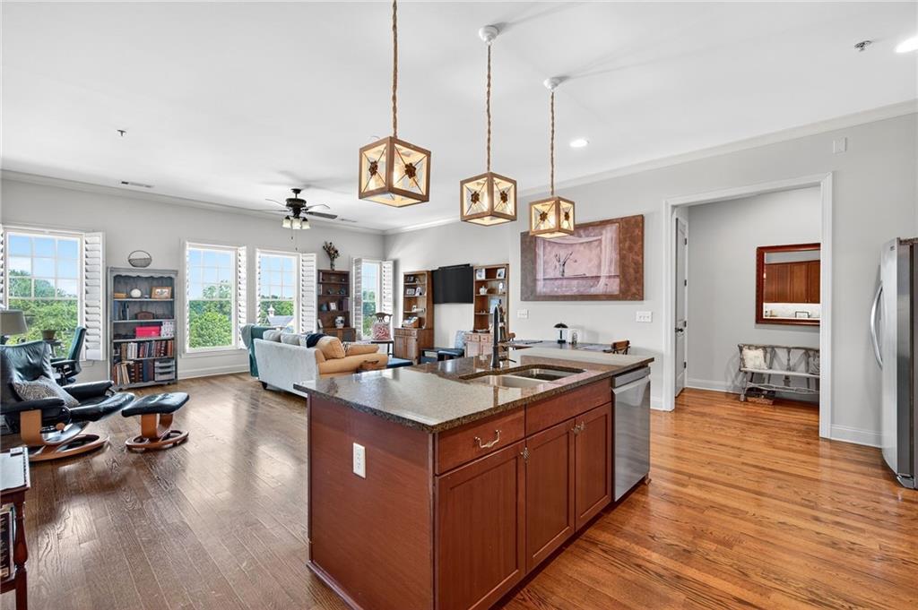 360 Chambers St. #402, Woodstock, GA 30188