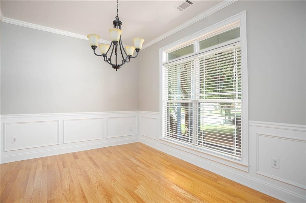 2634 Bay Crest Ln., Loganville, GA 30052