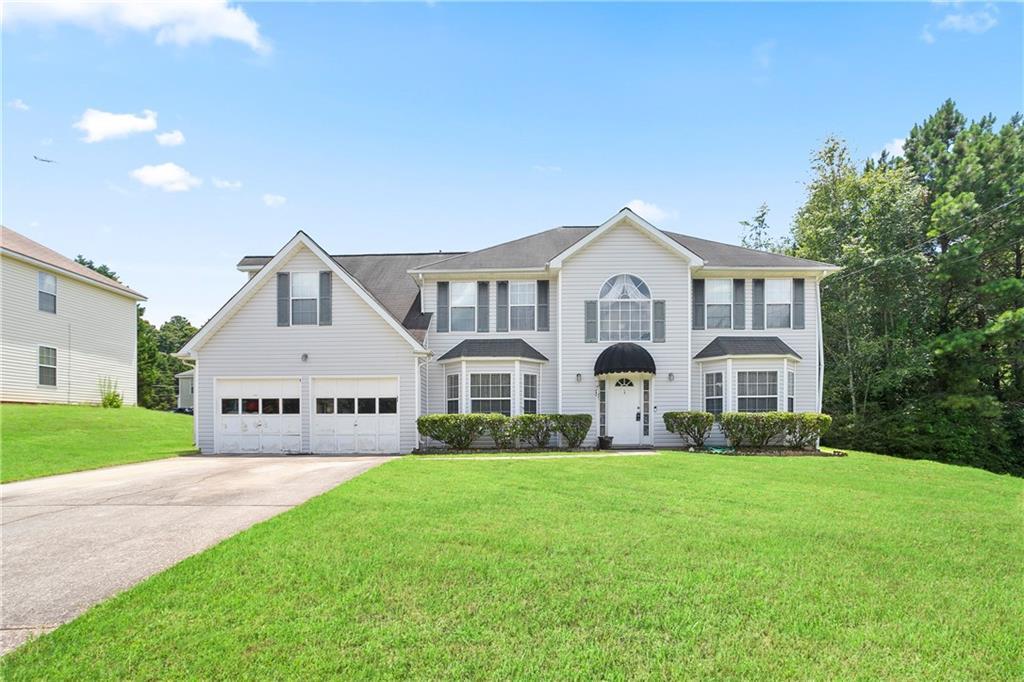 3405 Spring Chase Ln., Ellenwood, GA 30294