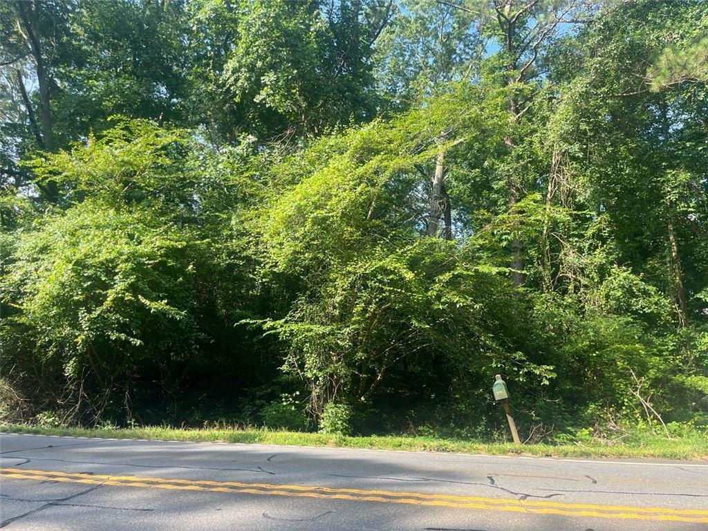 2998 Ball Ground Rd., Ball Ground, GA 30107
