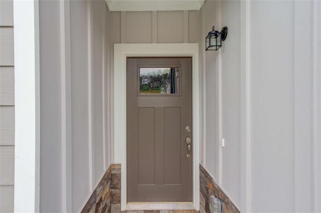 6377 Pine Station Drive, Lula, GA 30554
