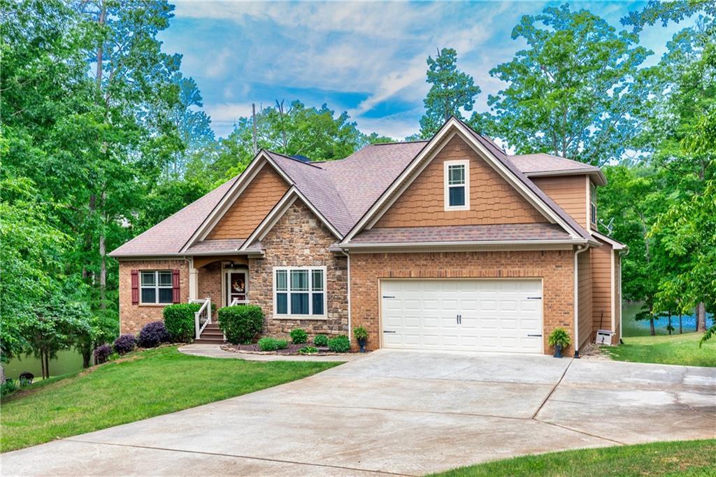 137 Martins Pond Rd., Newnan, GA 30263