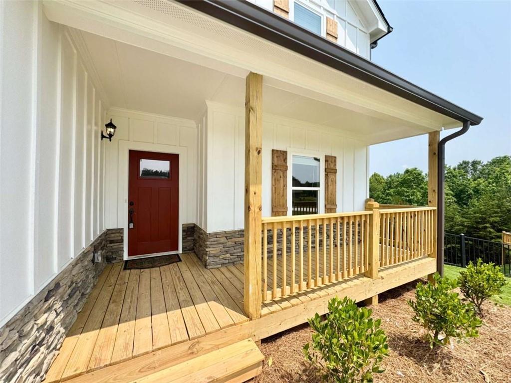 6414 Vista Point Rd., Lula, GA 30554