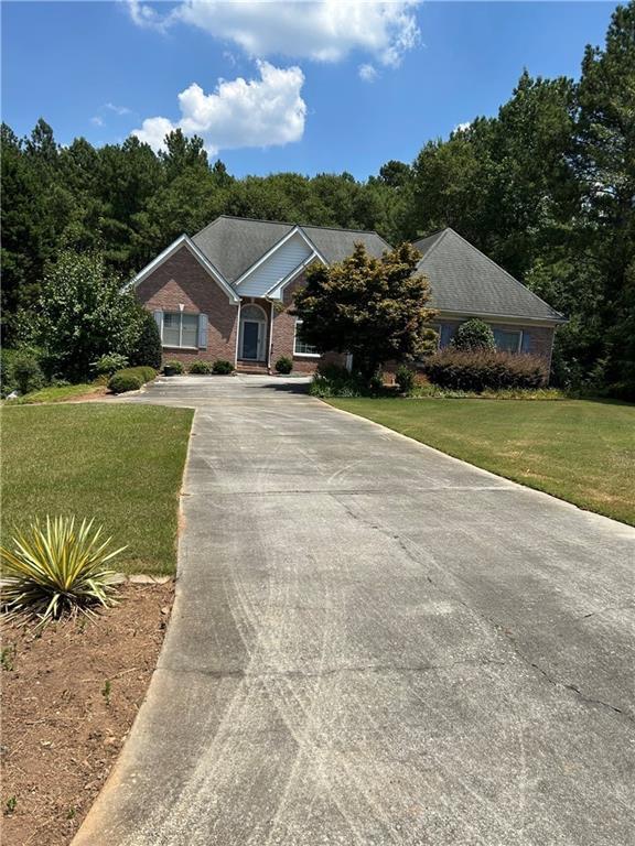 315 Manor Ct., Monroe, GA 30655