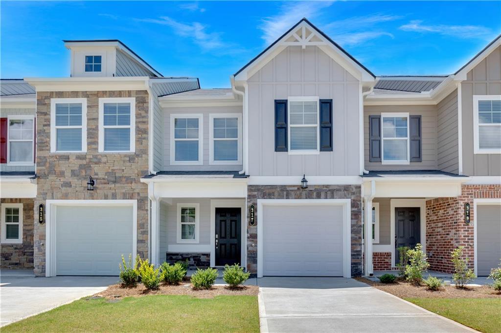317 Rolling Green Rd., Adairsville, GA 30103