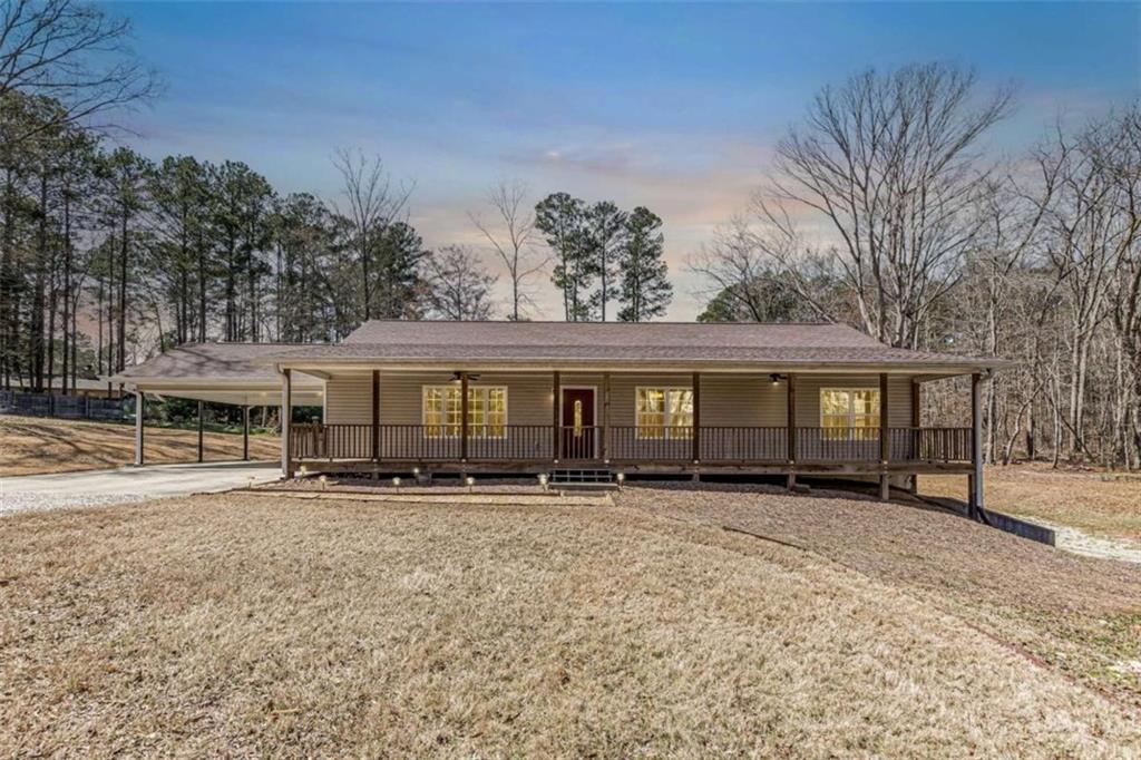 537 Pine Shadows Dr., Dallas, GA 30157