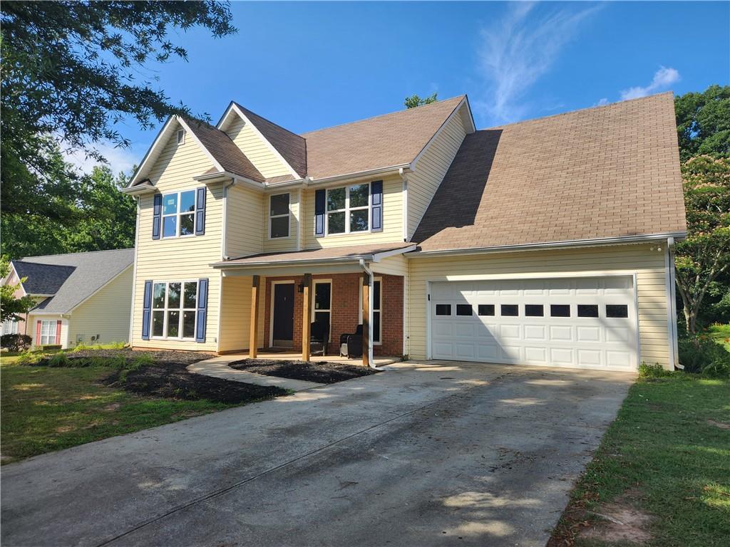 6072 Devonshire Dr., Flowery Branch, GA 30542