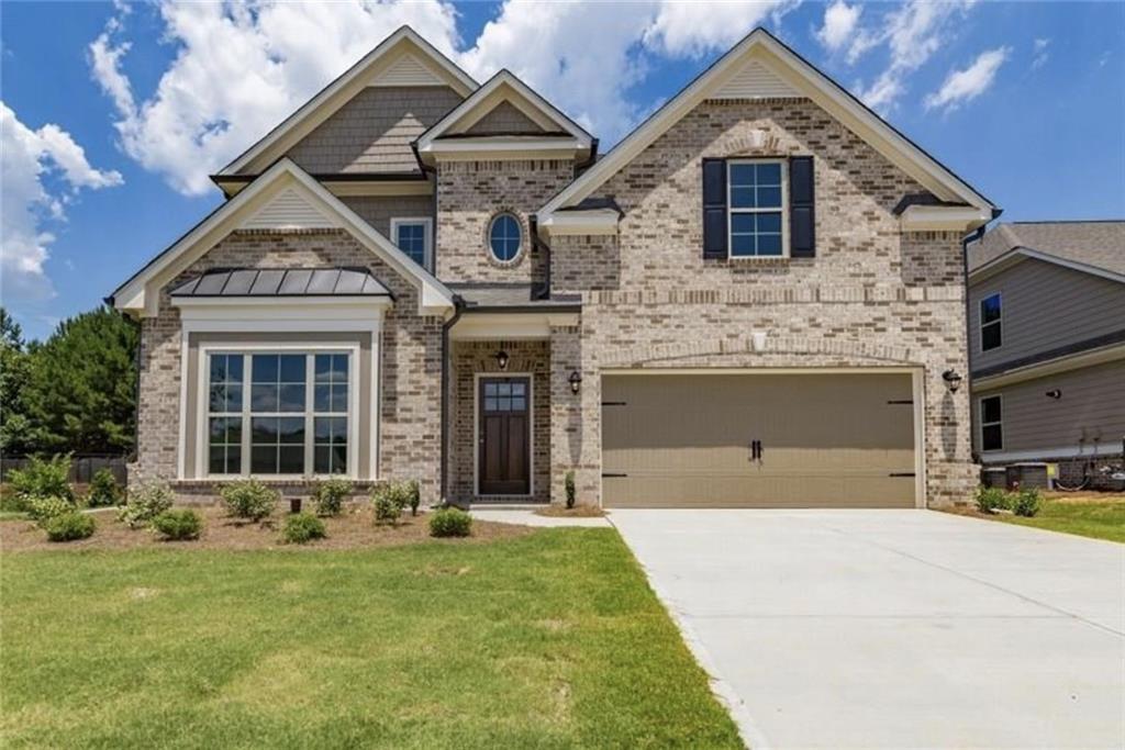 520 La Perla Dr., Sugar Hill, GA 30518