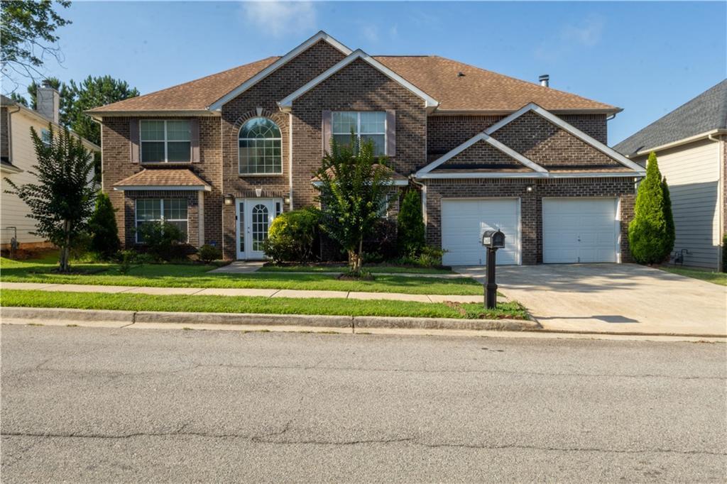 3689 Fremont Dr., Ellenwood, GA 30294