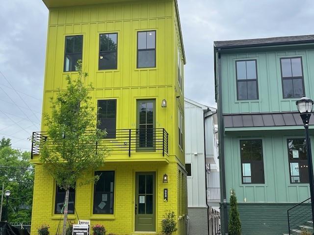 968 Bibbs Circle Nw, Atlanta, GA 30318