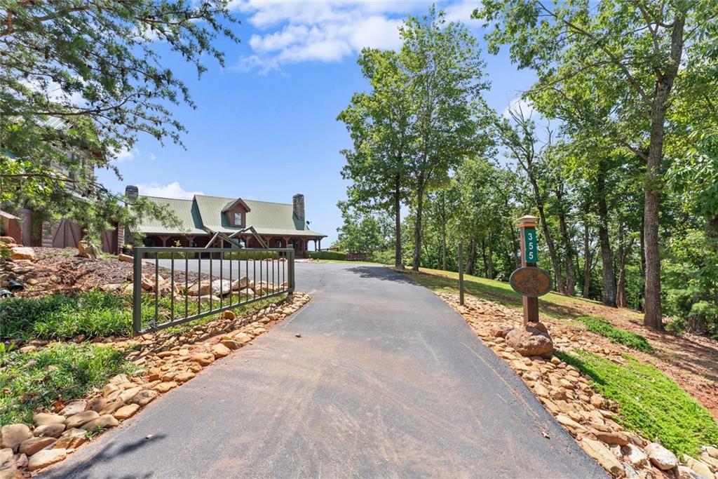 355 Ranch Mountain Drive Dr., Dahlonega, GA 30533