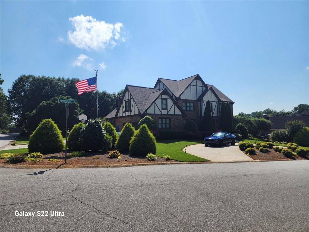 710 Hambrick Dr., Lilburn, GA 30047