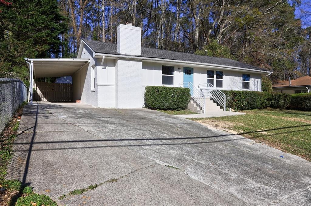 810 Commodore Dr., Atlanta, GA 30318