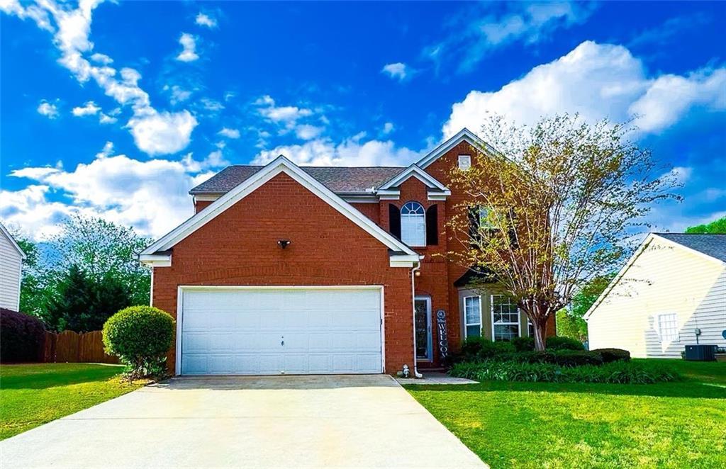2144 Beacon Crest Dr., Buford, GA 30519