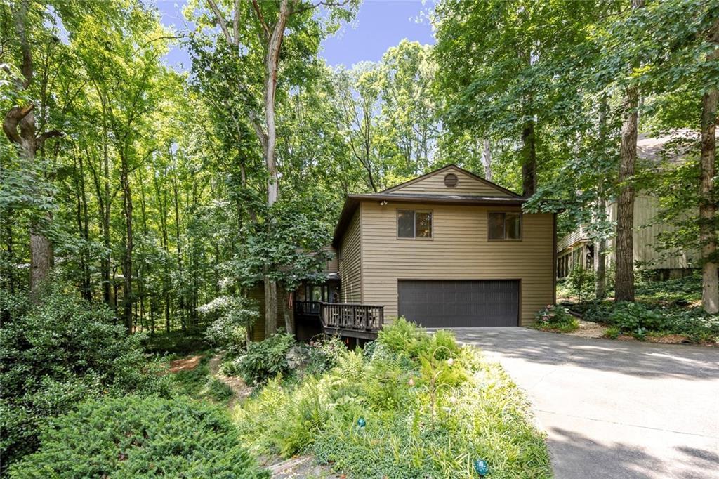4274 Loch Highland Pkwy., Roswell, GA 30075