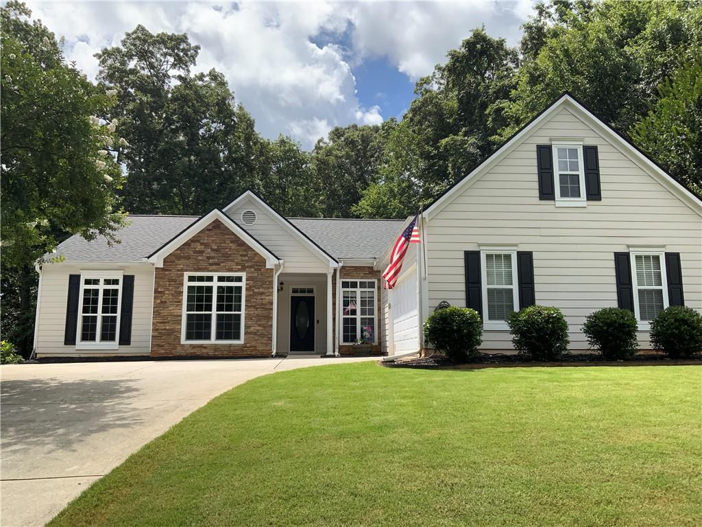 1165 Emperor Ln., Hoschton, GA 30548