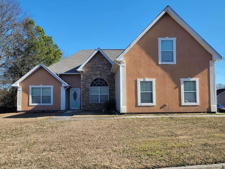 1379 Persimmon Ct., Lithonia, GA 30058