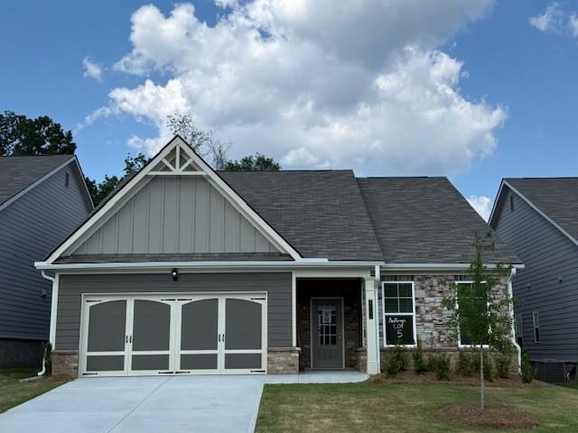 2444 Anhinga Dr., Loganville, GA 30052