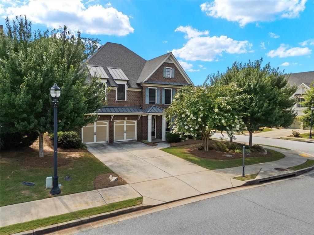 3496 Brookleigh Ln., Atlanta, GA 30319