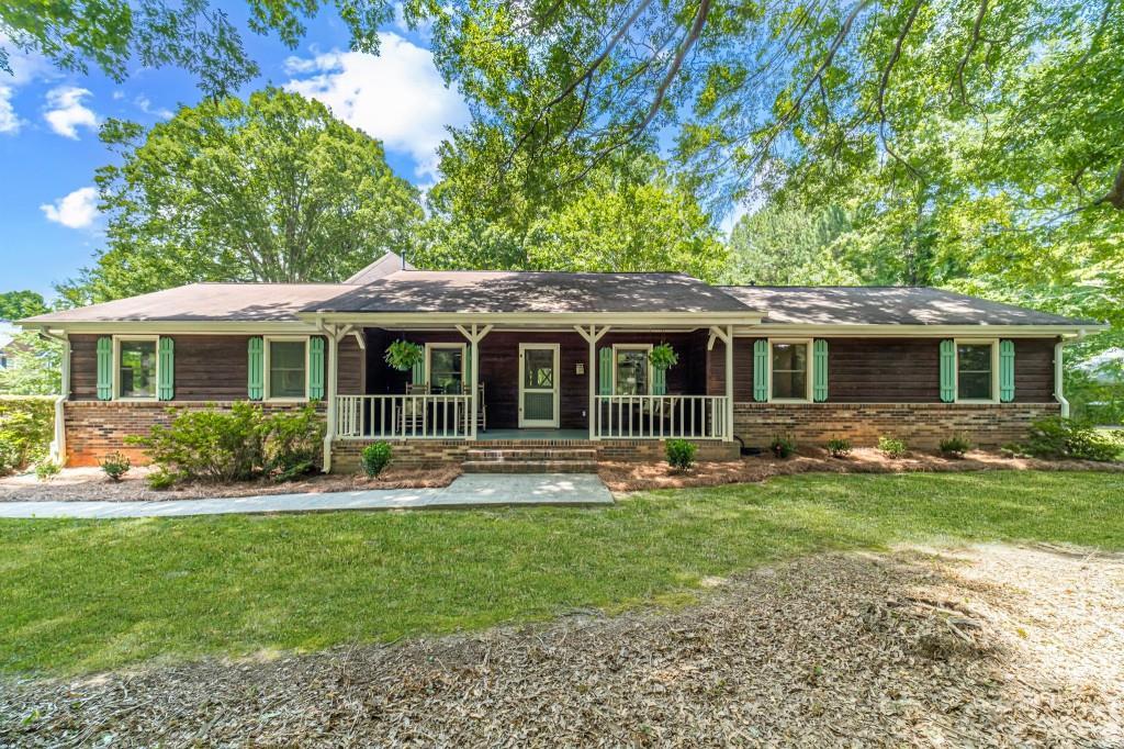 520 Herring Rd., Grayson, GA 30017