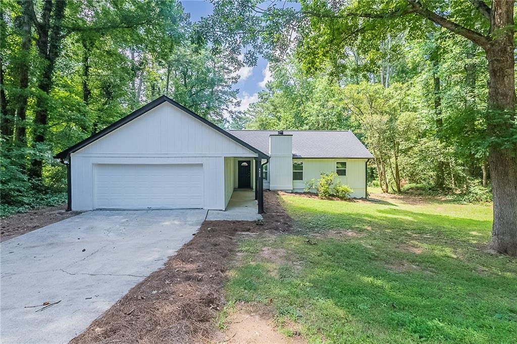 5620 Whittondale Rd., Lithonia, GA 30058