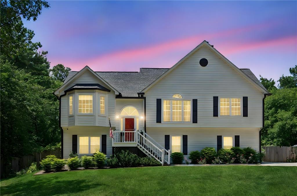 5040 Forest View Tr., Douglasville, GA 30135