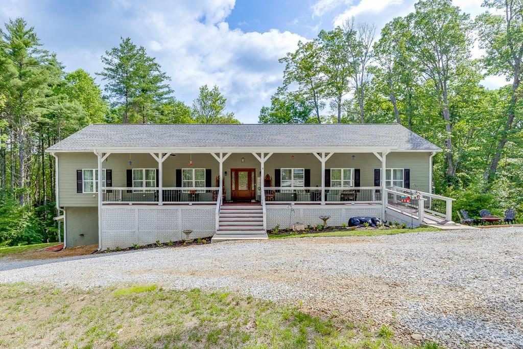 761 E Wolf Creek Rd., Lakemont, GA 30552