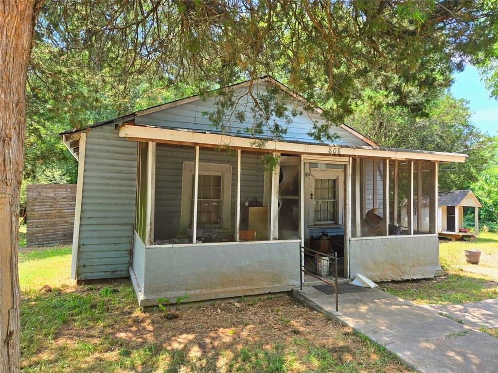 808 Davis St., Monroe, GA 30655
