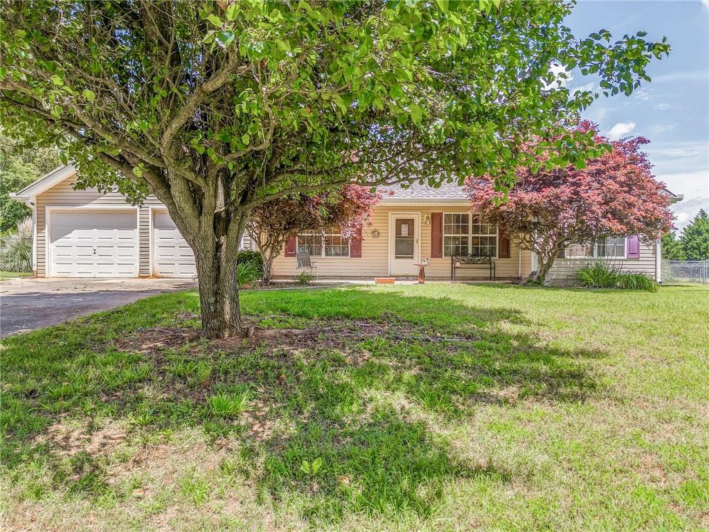 205 Shaw Rd., Adairsville, GA 30103