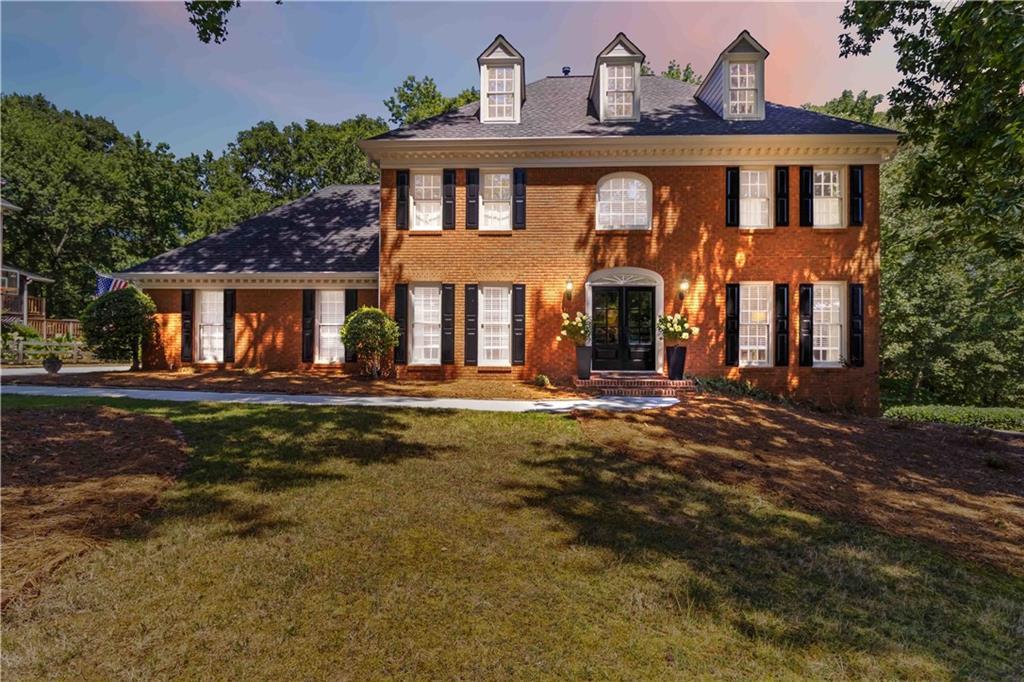 8665 Lake Glen Ct., Johns Creek, GA 30022