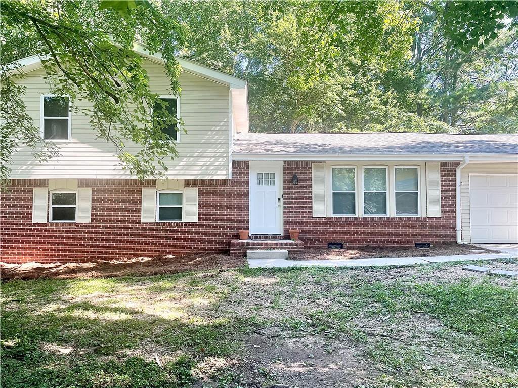 6310 Field Glen Rd., Stone Mountain, GA 30087