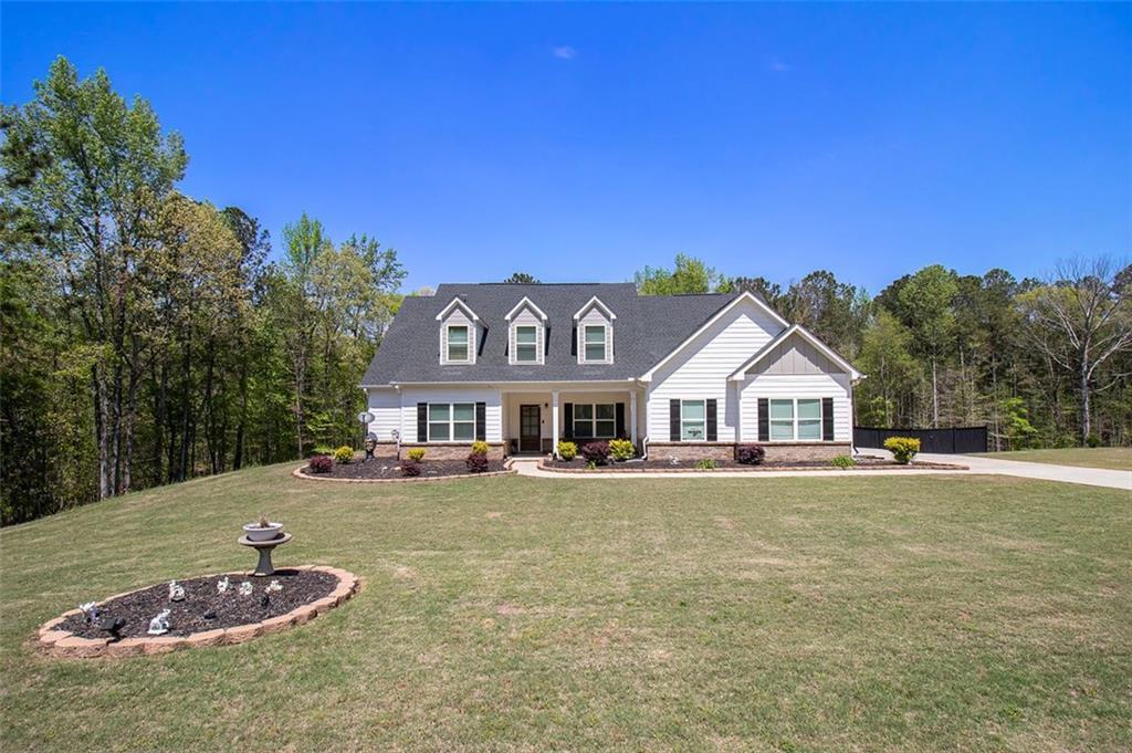 95 Hawthorn Ln., Covington, GA 30014