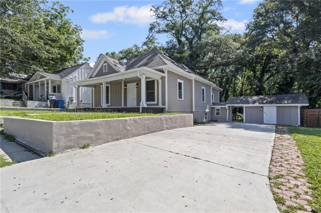 883 N Grand Ave., Atlanta, GA 30318