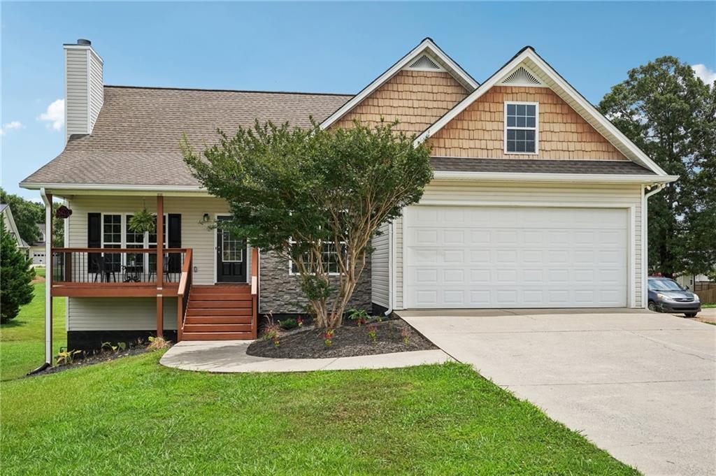 742 Calloway Dr., Rockmart, GA 30153