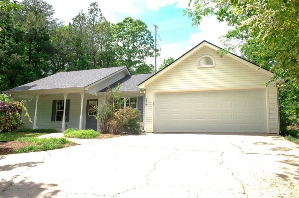 6319 River Plantation Dr., Lula, GA 30554