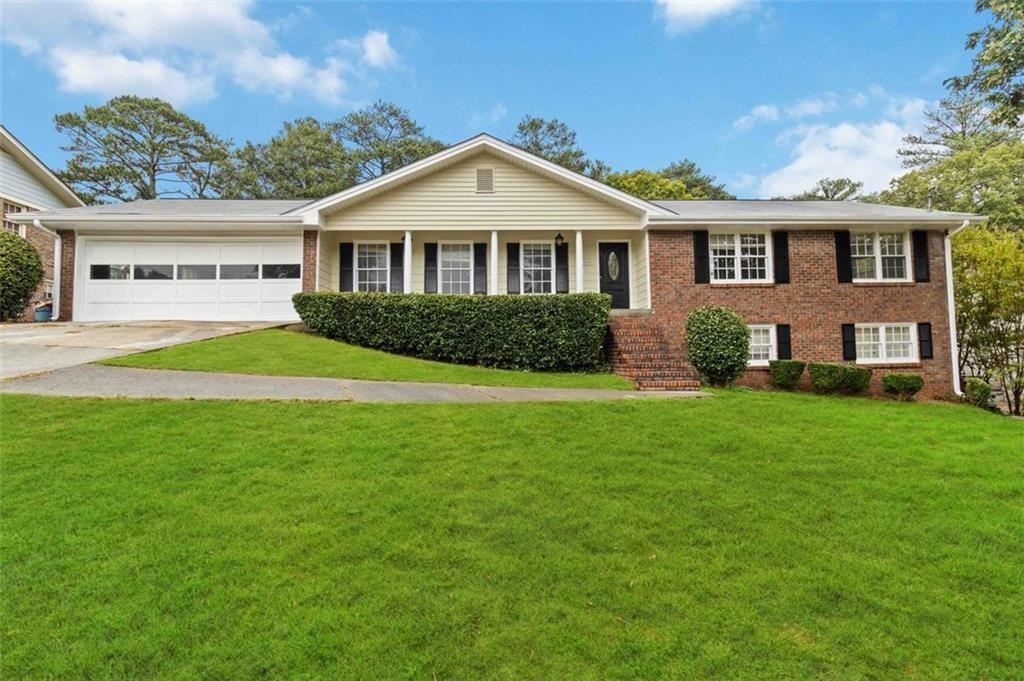 5151 Vivid Dr., Stone Mountain, GA 30087