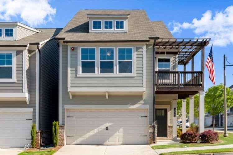 350 Hayden Cir., Woodstock, GA 30189