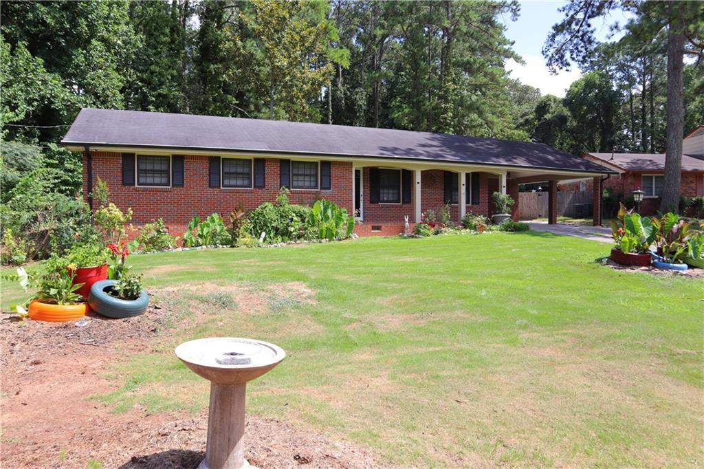 2586 Brandon Rd., Atlanta, GA 30337