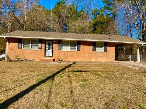 2739 Carriage Ln., Atlanta, GA 30349