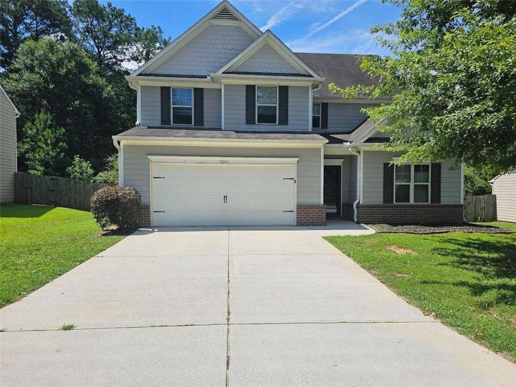 4205 Stilwell Dr., Rex, GA 30273