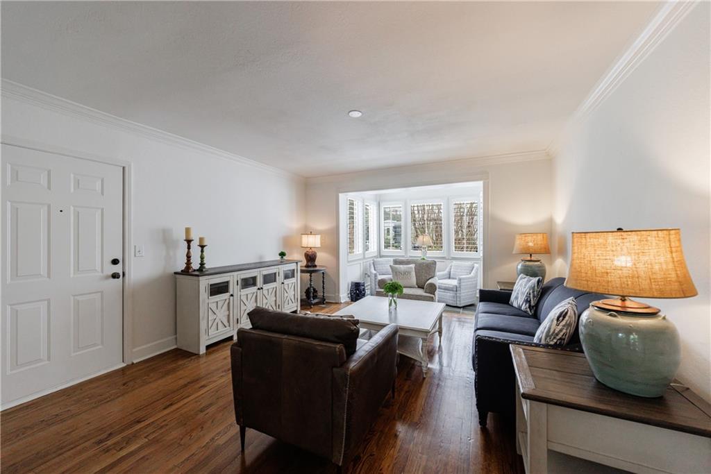 115 Peachtree Memorial Dr. #C1, Atlanta, GA 30309