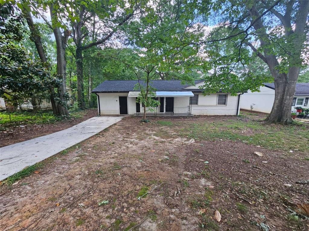 1711 Rock Cut Rd., Conley, GA 30288